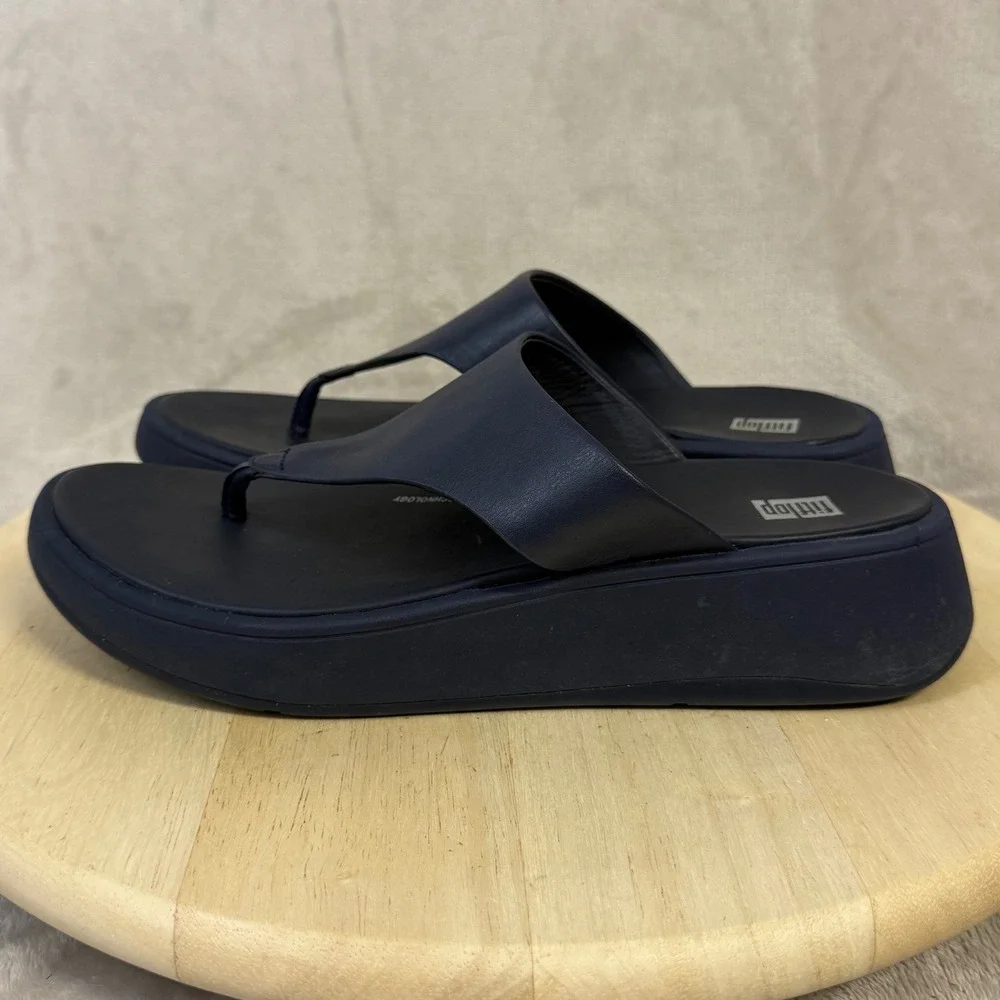 FitFlop Lulu Navy Leather Wedge Sandals Thong Platform FW4-399 Womens 9